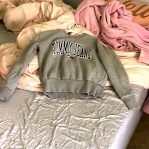 Tommy Jeans sweat shirt.
